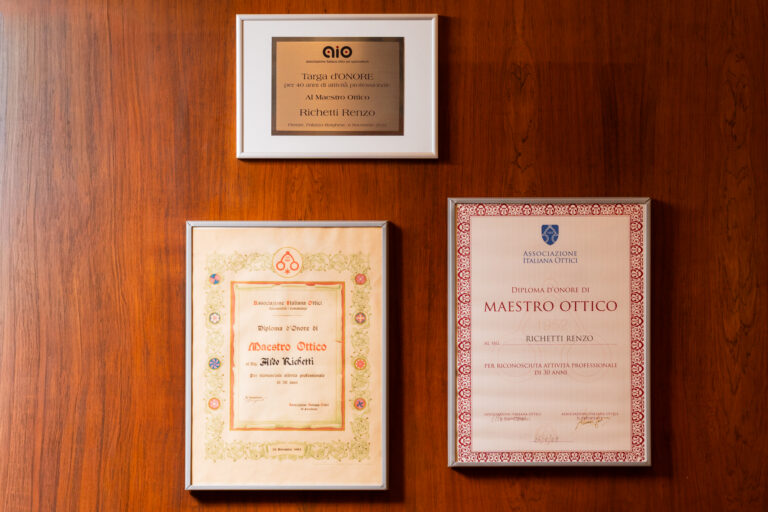 Diplomi di maestro ottico